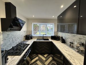 Photo 8- click for photo gallery